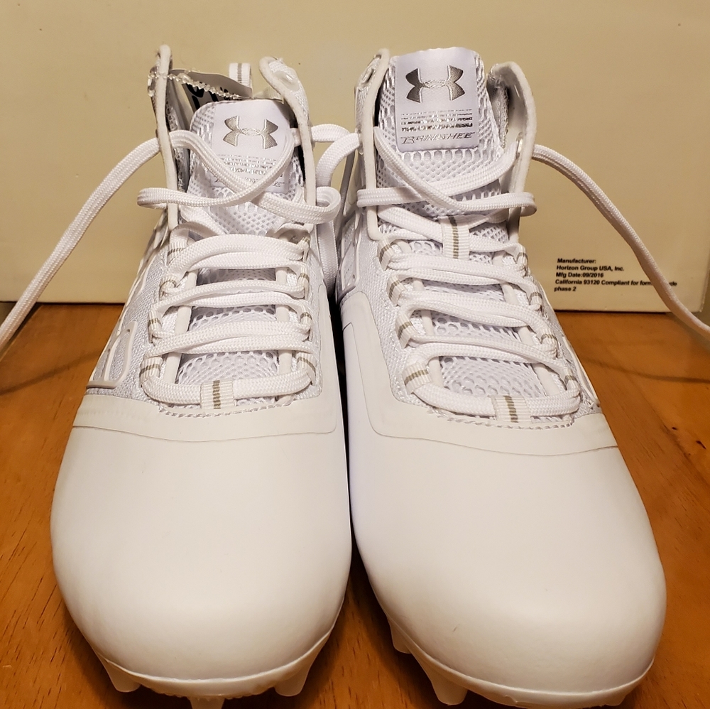 SIZE 11.5 UNDER ARMOUR CLEATS